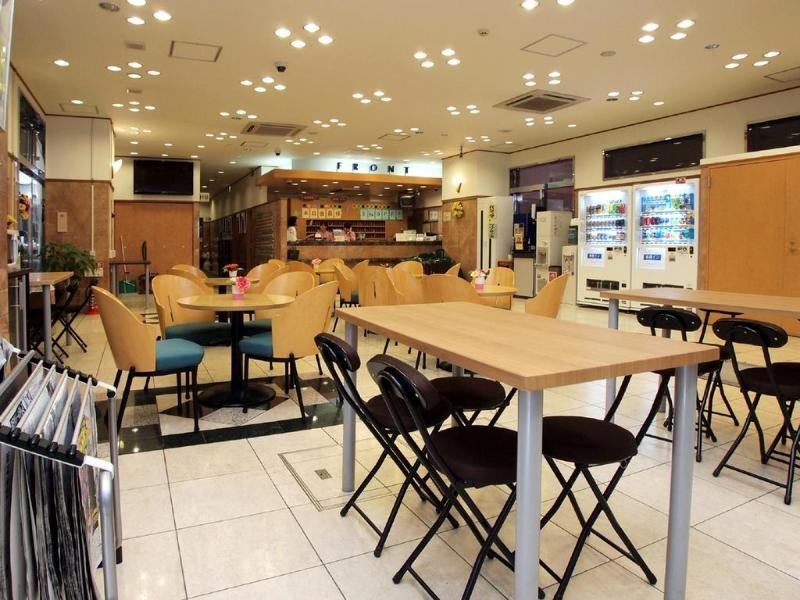 Toyoko Inn Hokkaido Sapporo-Eki Minami-Guchi Екстериор снимка