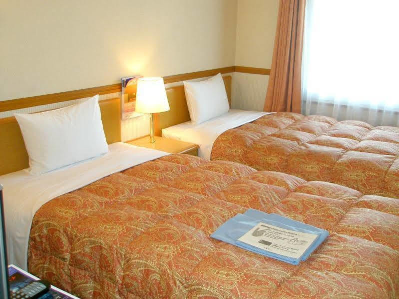Toyoko Inn Hokkaido Sapporo-Eki Minami-Guchi Екстериор снимка